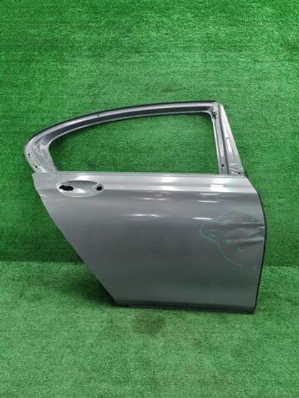 Дверь задняя правая BMW 7er G11 (2015-2022)