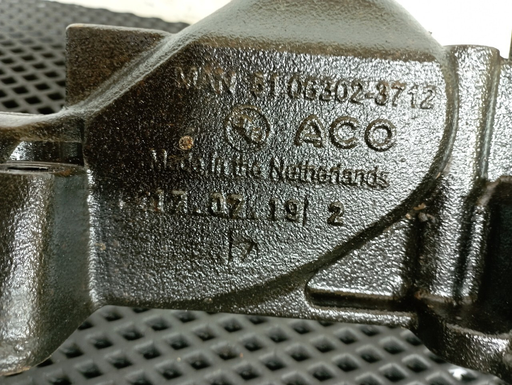 Охладитель (теплообменник) EGR 2021г