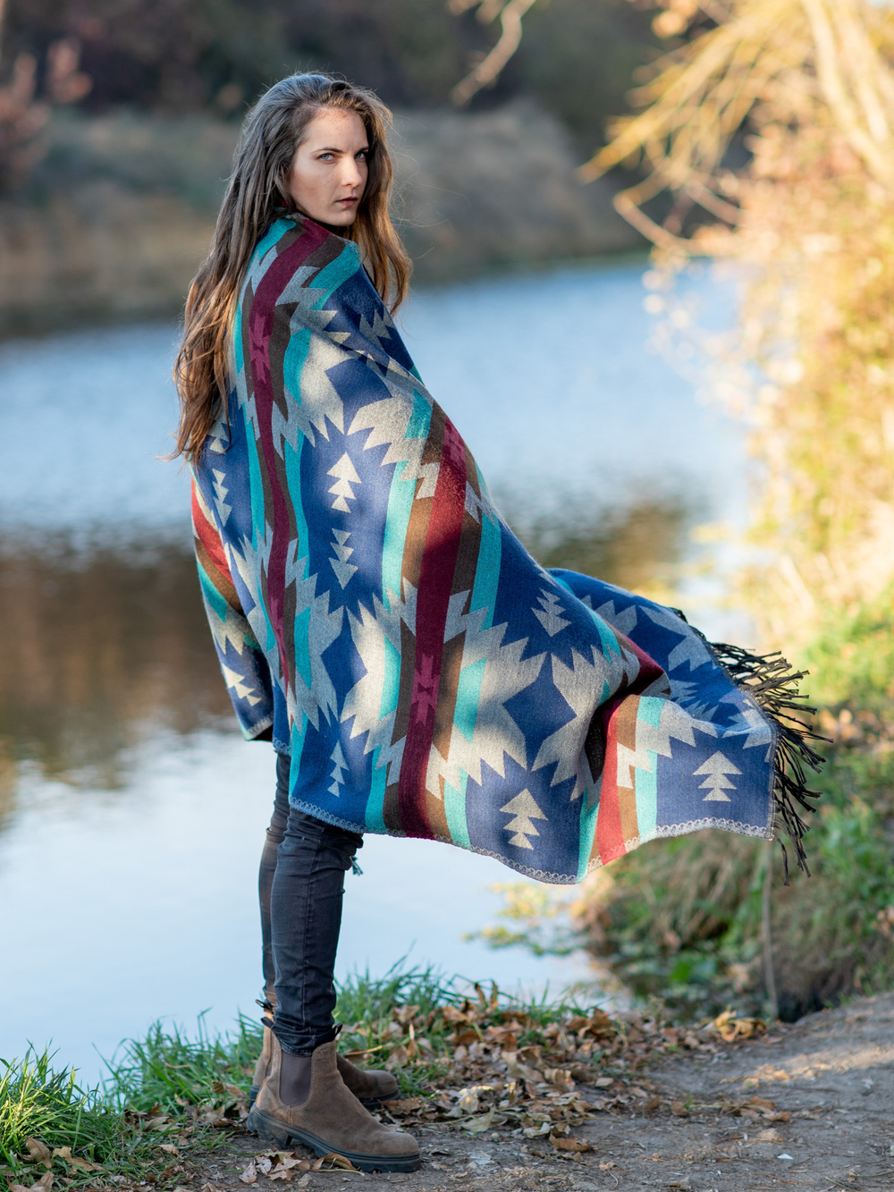 Шарф теплый с орнаментом Навахо