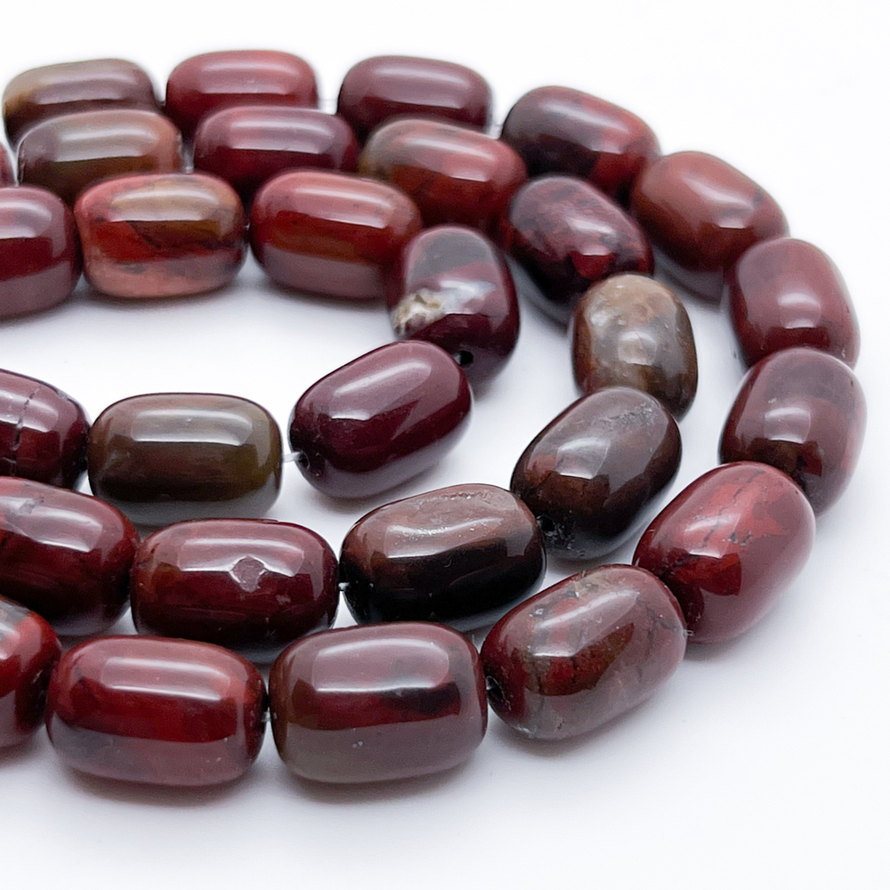 Яшма красная, размер около 14*10 мм, цена за набор 6 шт