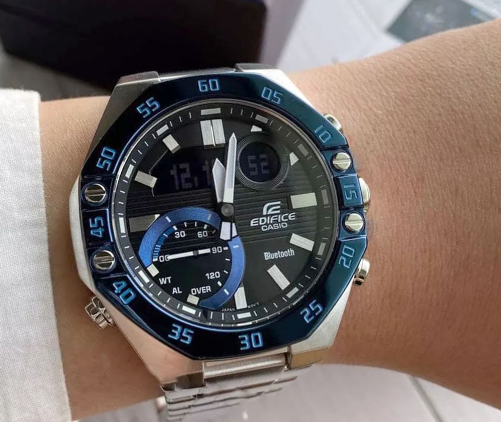 Часы Casio ECB-10DB-1B