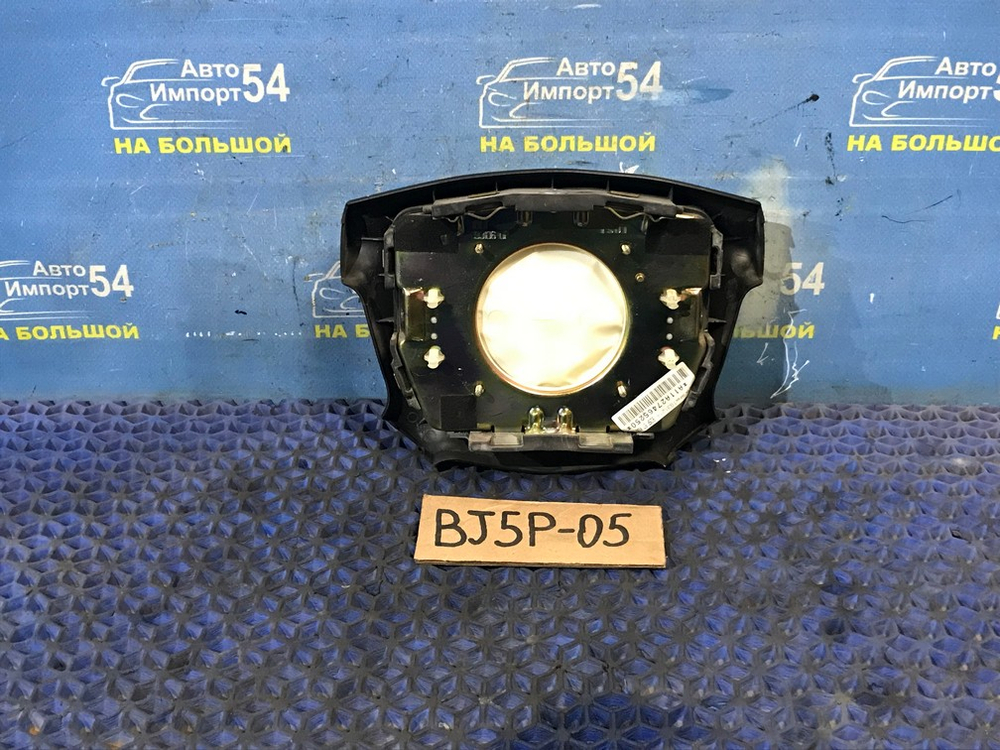 Подушка безопасности водительская MAZDA FAMILIA 2000