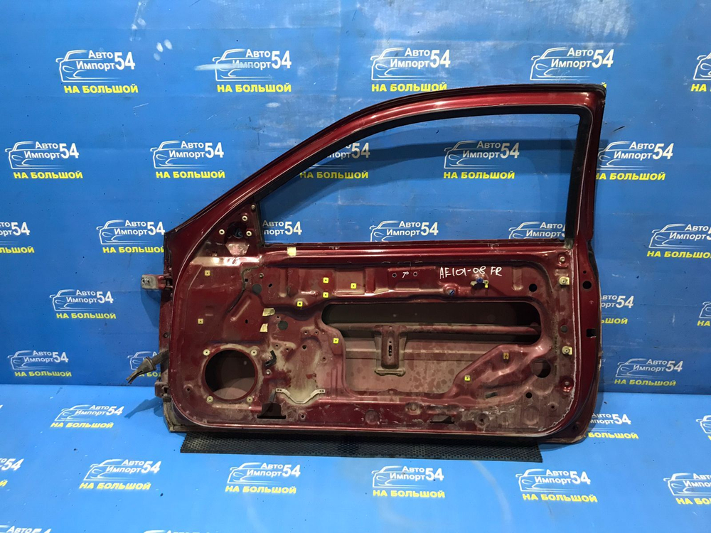Дверь передняя правая TOYOTA TRUENO 1993
