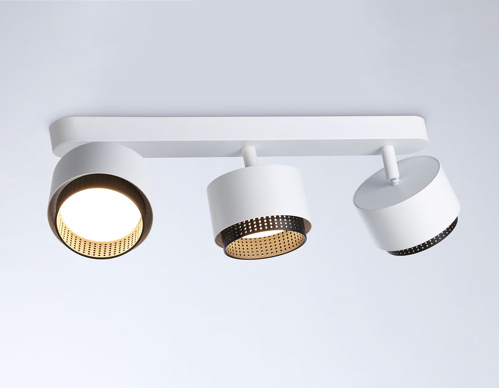 Ambrella Настенно-потолочный поворотный спот со сменной лампой GX53 Techno family TN71291