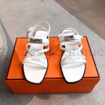 Сандалии Hermes June женские кожаные в белом цвете