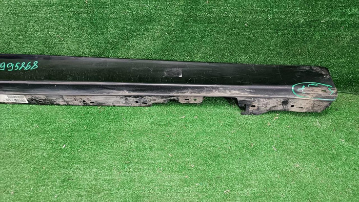 Накладка порога правая BMW 3er F30 (2011-2020)