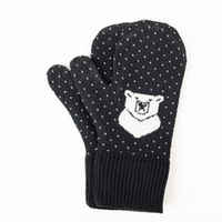 Вязаные варежки "Белый мишка"