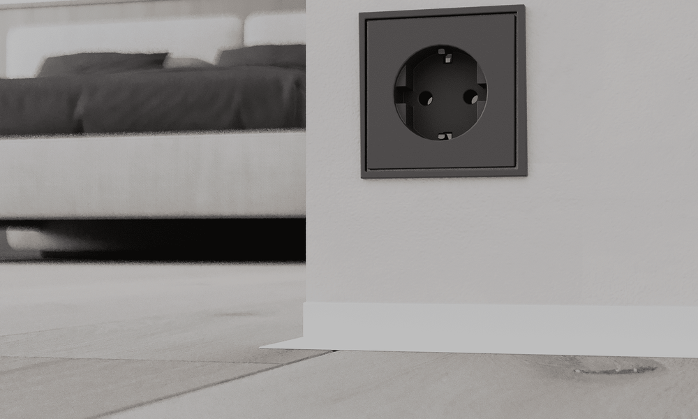 Микроплинтус для пола L-образный белый матовый, алюминиевый, 26×16×2500 мм