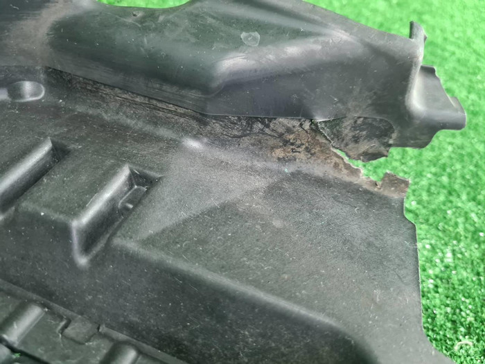 Воздуховод радиатора Volvo XC90 2 (2014-н.в.)