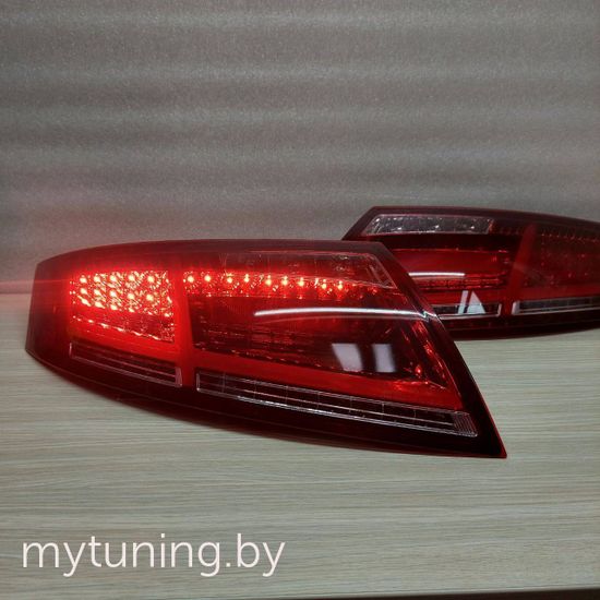 Задние фонари red white led bar для Audi TT 8J