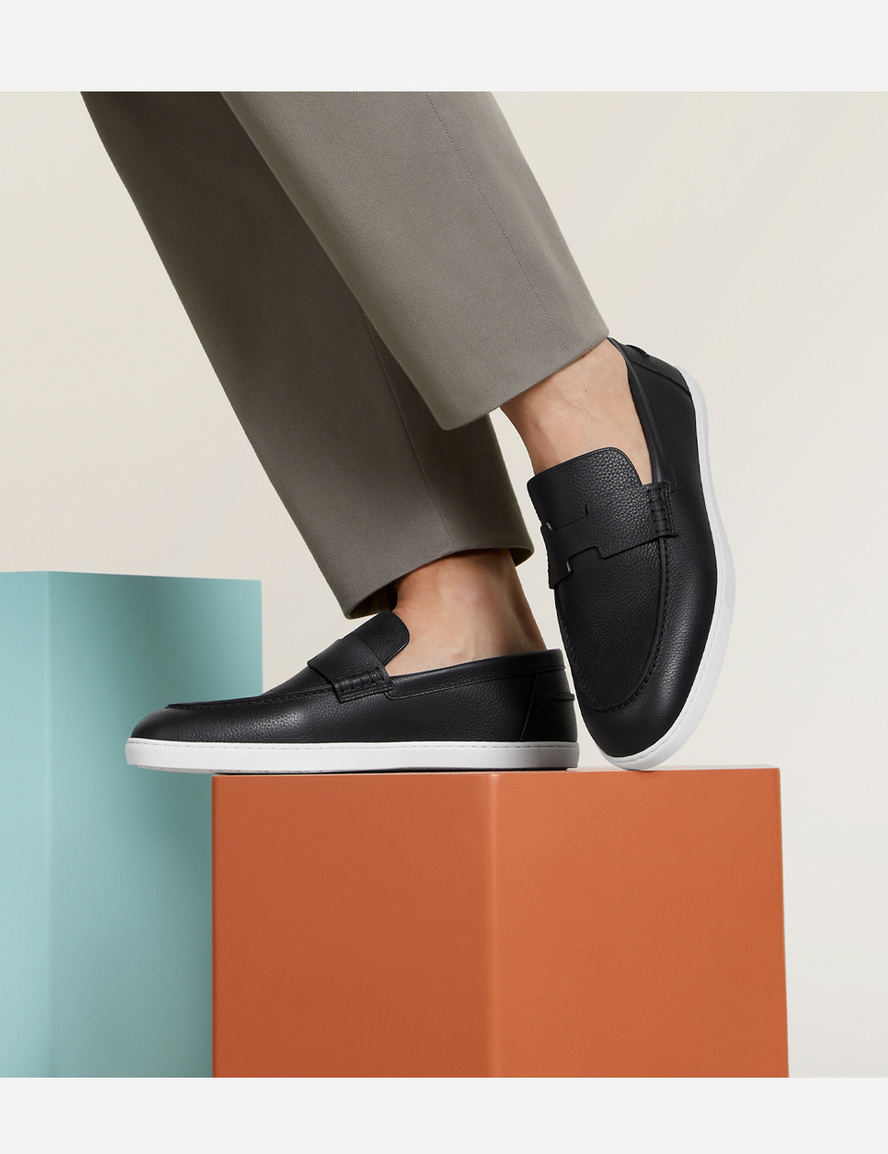 Hermes Job Loafer Noir (H251874ZA01409)