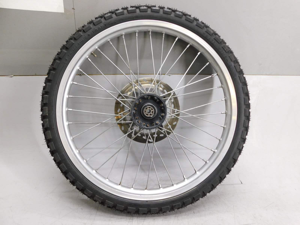 колесо переднее Suzuki Djebel 200 SH42A