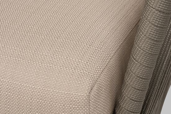 "Форли" диван 2-местный плетеный из роупа, каркас алюминий светло-серый (RAL7035) муар, роуп серо-коричневый 23мм, ткань Mossle бежевая