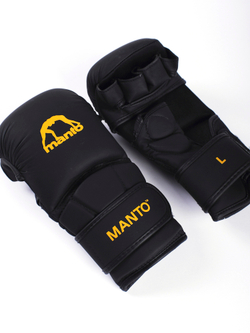 Перчатки MANTO ESSENTIAL для ММА черно-оранжевые
