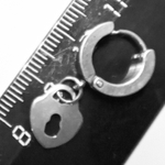 Серьга кольцо с подвеской "Замочек" (10х12мм) для пирсинга уха. Медицинская сталь. Цена за одну штуку!