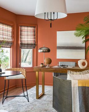 Люстра “Аврора” с чёрным металлическим акцентом