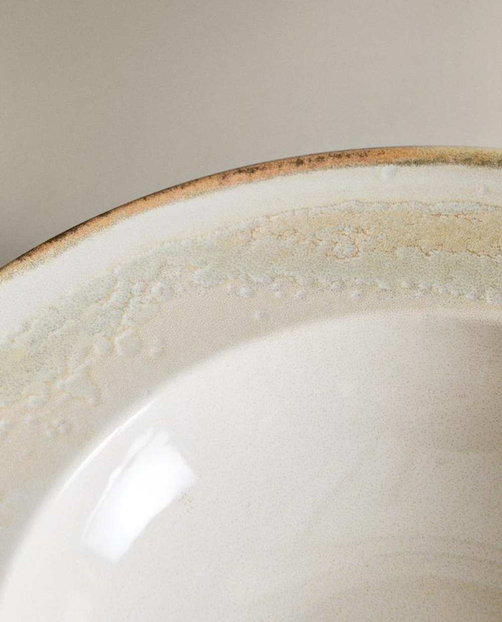 ZARA HOME КЕРАМИЧЕСКАЯ ТАРЕЛКА ДЛЯ ПАСТЫ, ЭКРЮ