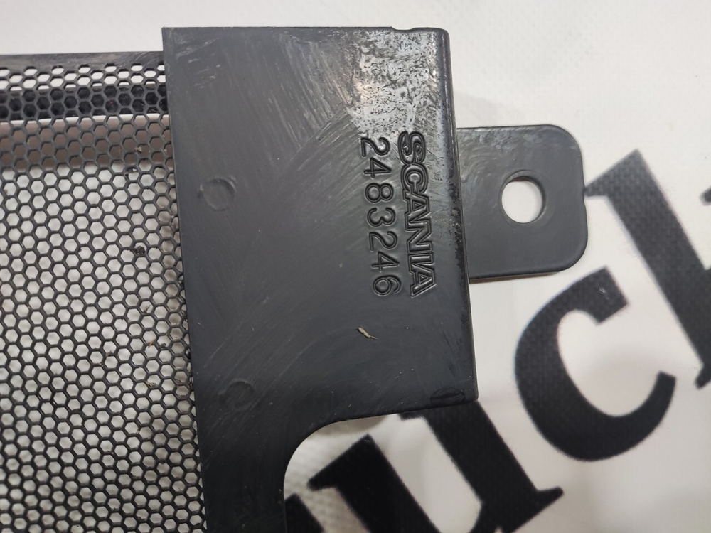 Сетка радиатора москитная 2023г