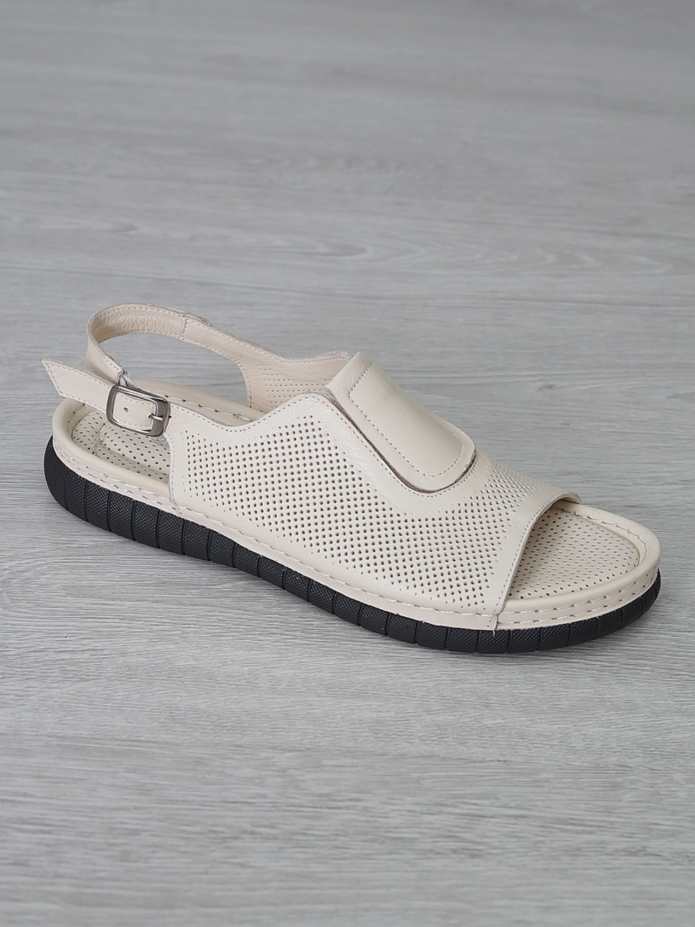 Босоножки женские LIANREZA 06103\306-04