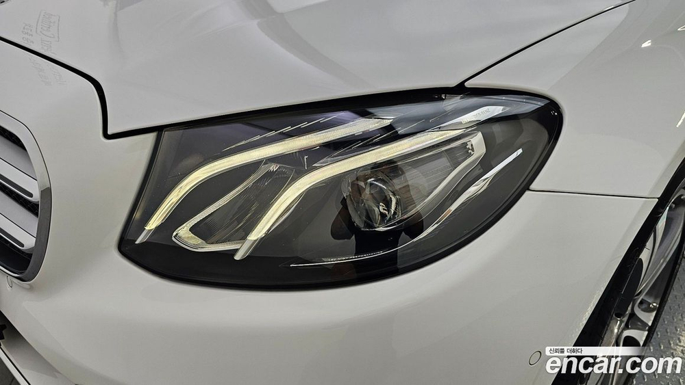 Mercedes-Benz E-Class W213 E300 Avangarde (08.2019)