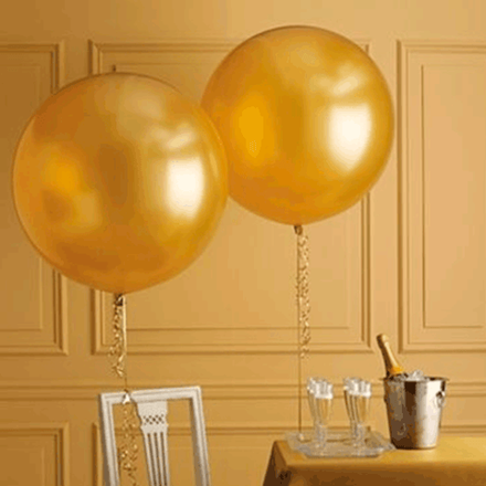 Большой золотой шар