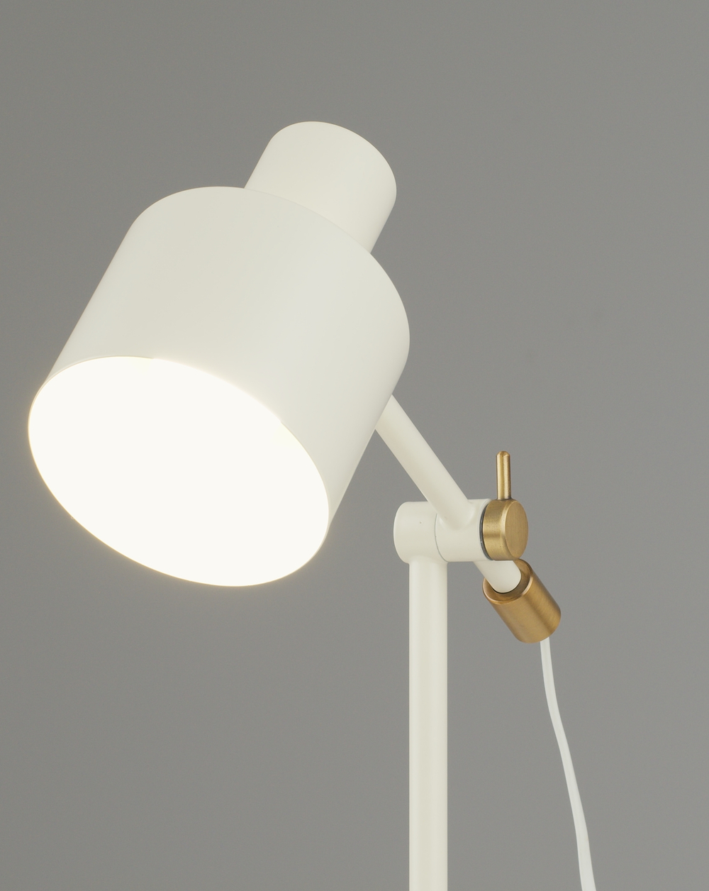 Лампа настольная Moderli V11264-1T Artis