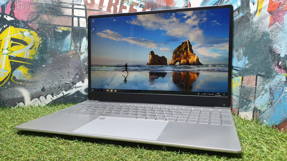 Ноутбук Noname Celeron/12Gb/FHD/Windows 10
