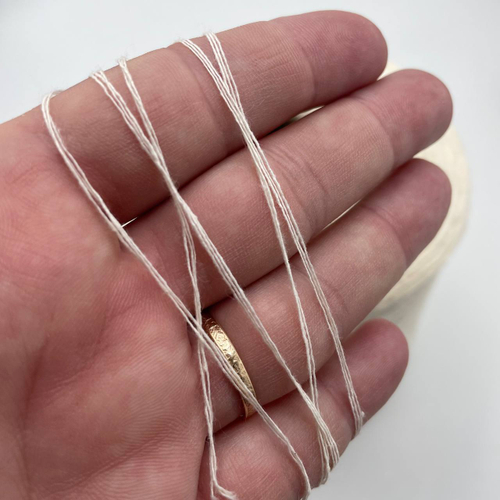 СМОТКА В ДВЕ НИТИ Состав неизвестен