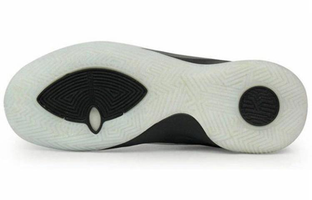 Кроссовки Nike Flytrap 2