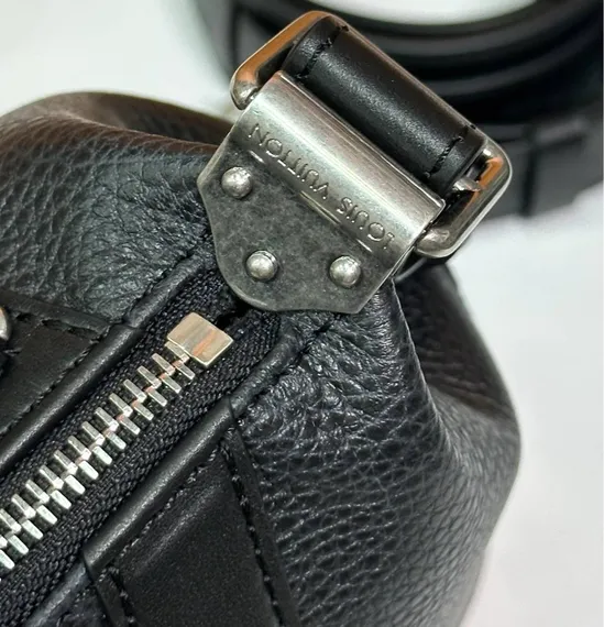 Сумка Louis Vuitton Biker, черный