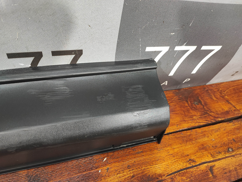 Накладка двери передней левой Mazda CX-5 2 (KF) 17-нв Б/У Оригинал KB7W51RB0E