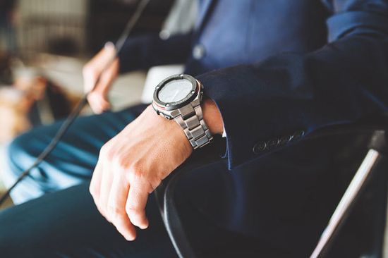 Наручные часы Casio G-Shock GST-W100D-1A4