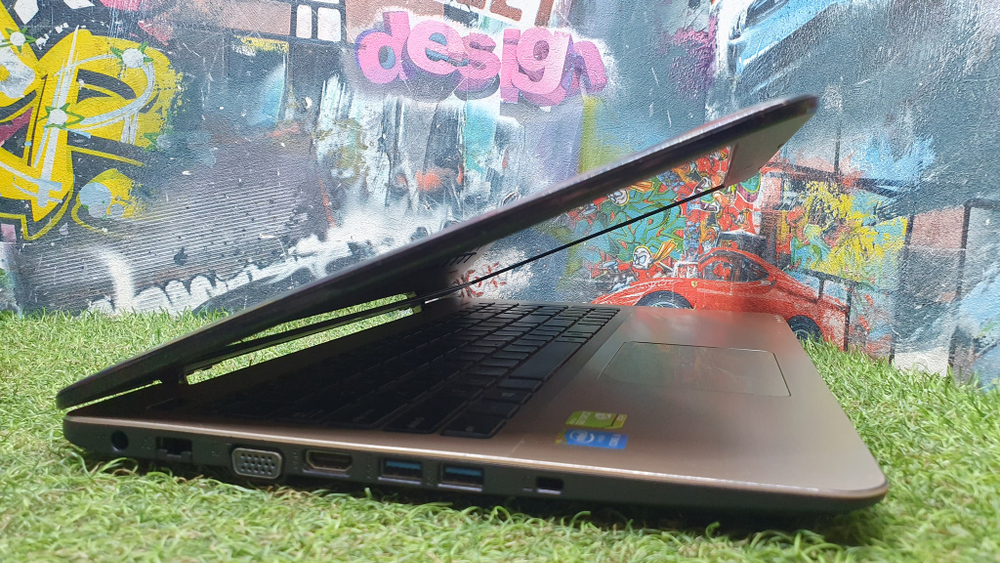 Ноутбук Asus i5/8Gb/820M 2Gb/A555LD4210-154ASC52X10/Windows 10