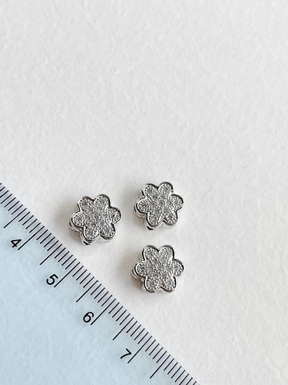 2801-р Бусина «Цветок», с фианитами, родирование