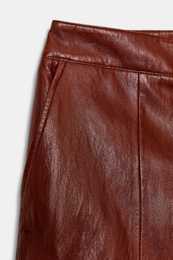 ZARA ДЛИННЫЕ ШОРТЫ ИЗ ИСКУССТВЕННОЙ КОЖИ, ЧЕРЕПИЧНЫЙ