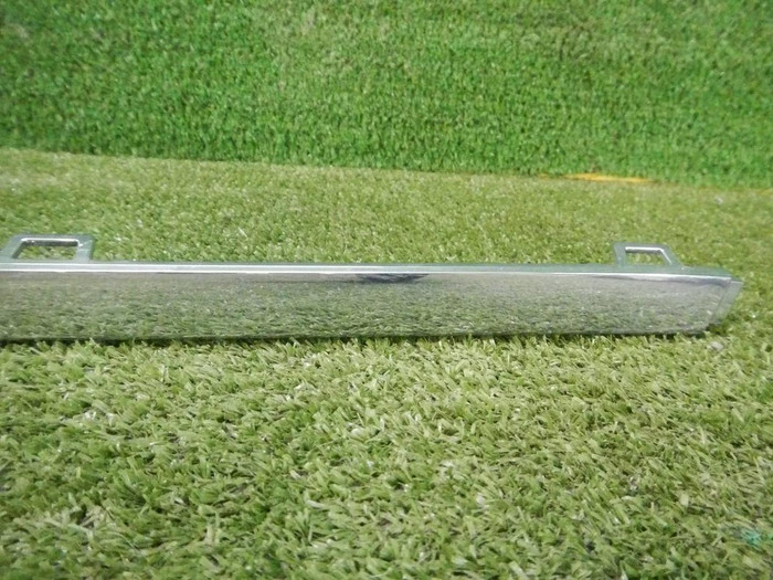 Молдинг переднего бампера Mercedes GLS x167 (2019-н.в.) AMG