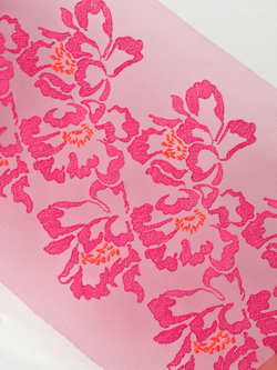 Вышивка на сетке малиновая фуксия с фуксией и оранжевым неэластичная ширина 29 см ОТРЕЗЫ