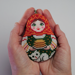 Матрешка с блинами