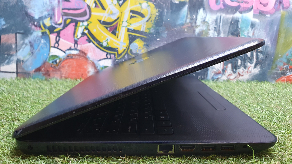 Ноутбук HP Celeron/4Gb