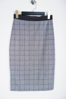 Юбка на эластичном поясе, визуально на 42 размер