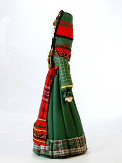 Кукла фарфоровая коллекционная Удмуртка