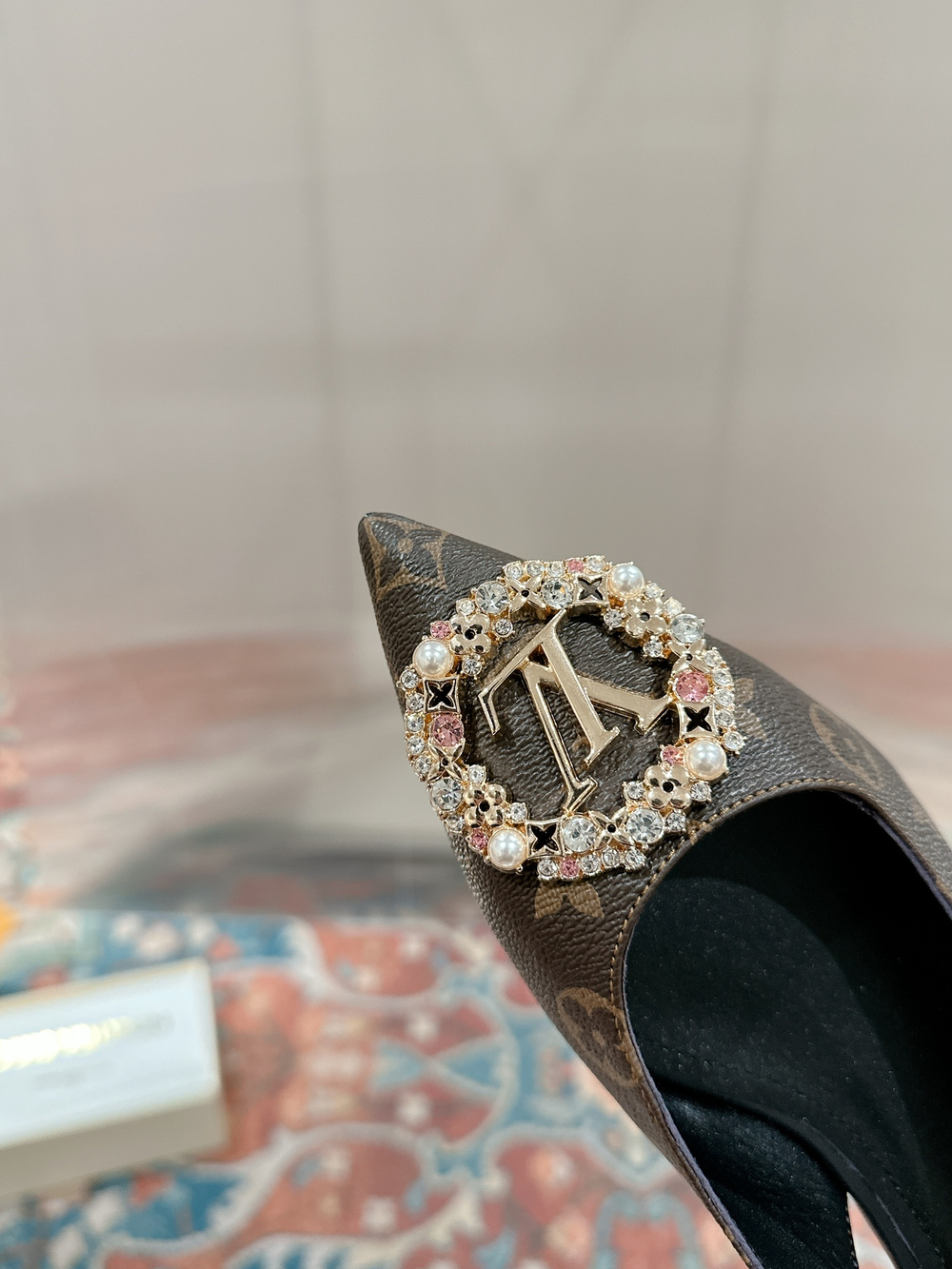 Louis Vuitton Met Slingback Ballerina
