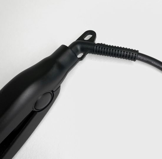 Утюжок MASTER Professional MP-114