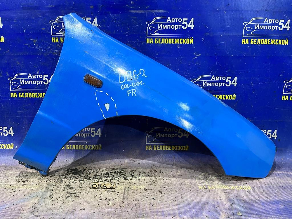 Крыло переднее правое Honda INTEGRA 1993