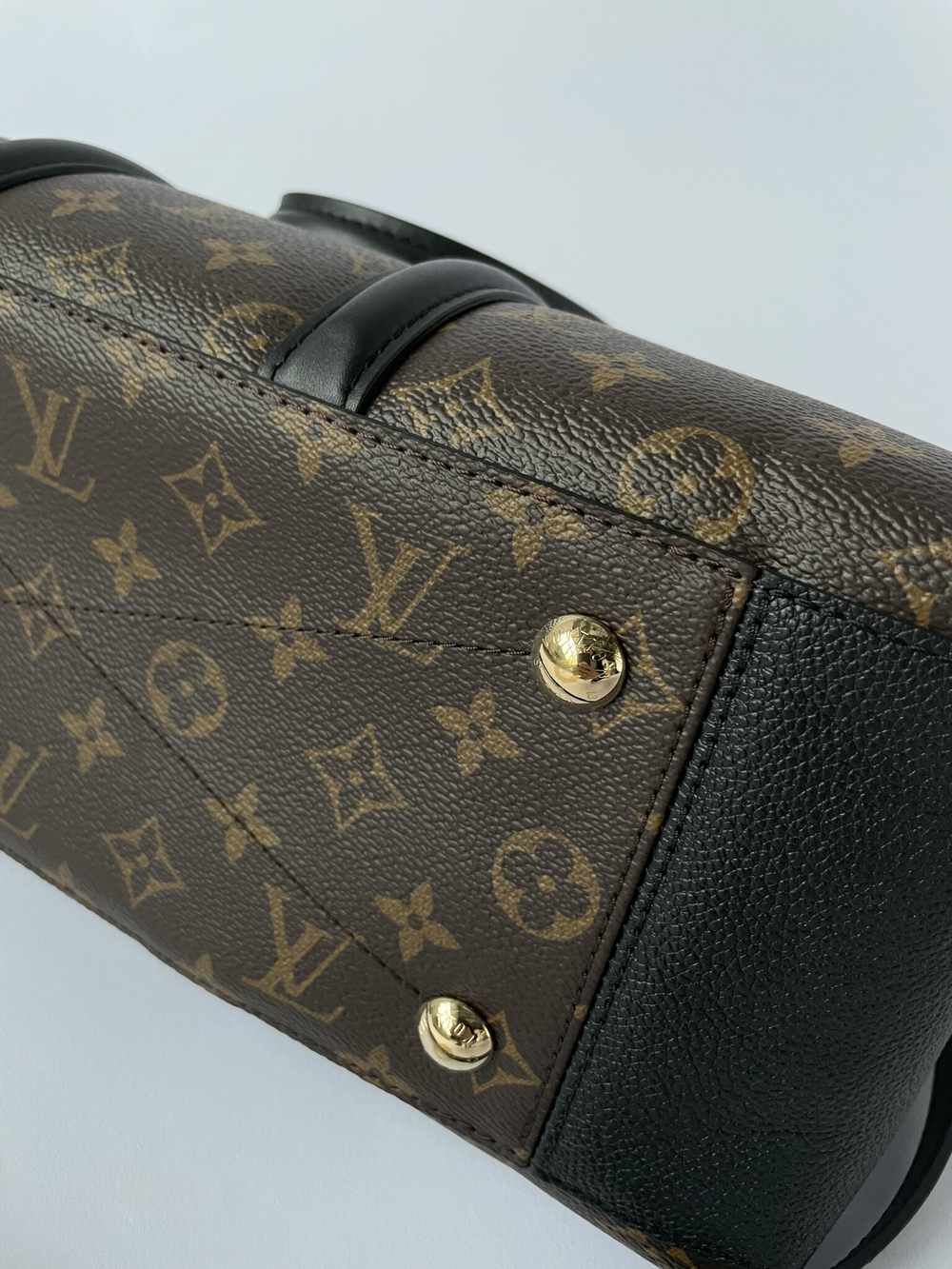 Сумка Louis Vuitton SOUFFLOT BB