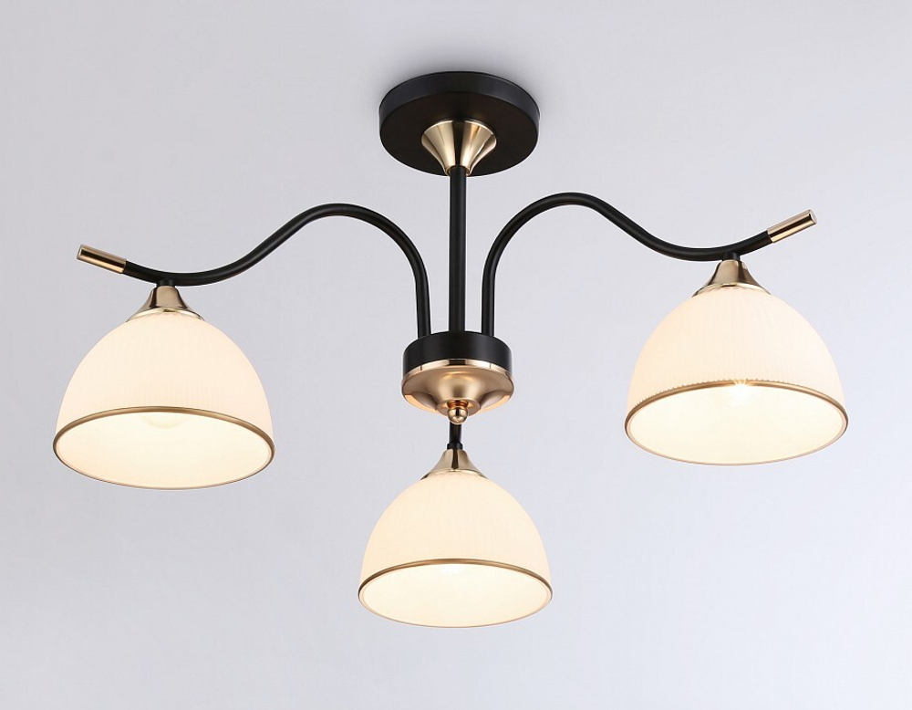 Люстра на штанге Ambrella Light TR TR3161