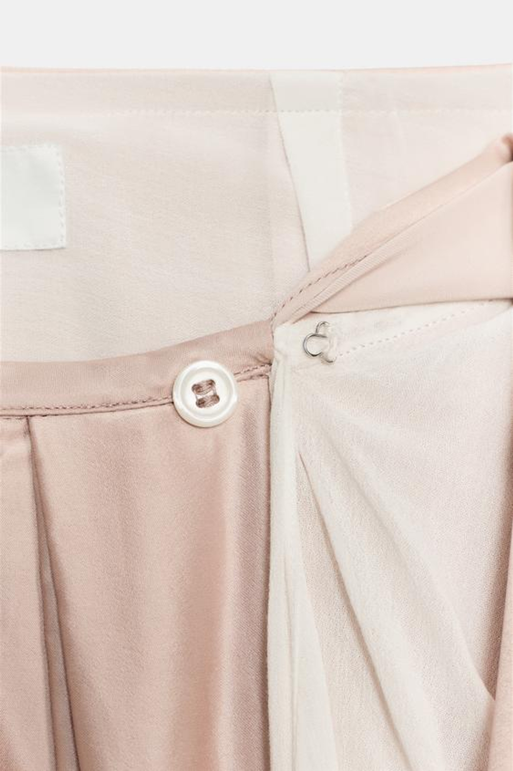 ZARA АТЛАСНАЯ СТРУЯЩАЯСЯ ЮБКА — ZW COLLECTION, ТЕЛЕСНО-РОЗОВЫЙ