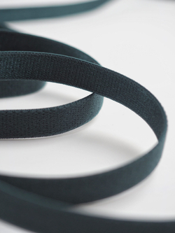 Резинка бретелечная темно-зеленая глянцевая 10 мм