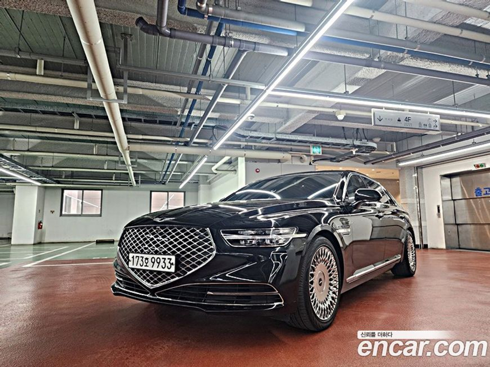 Genesis G90 5.0 AWD (02.2020)