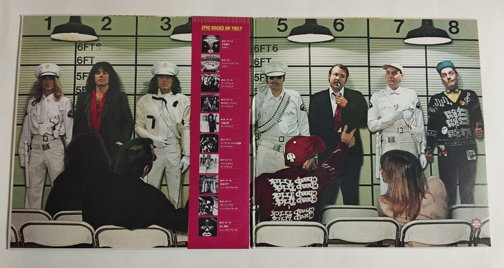 Винтажная виниловая пластинка LP Cheap Trick Dream Police (Japan 1979) (Flexi disck, booklet)